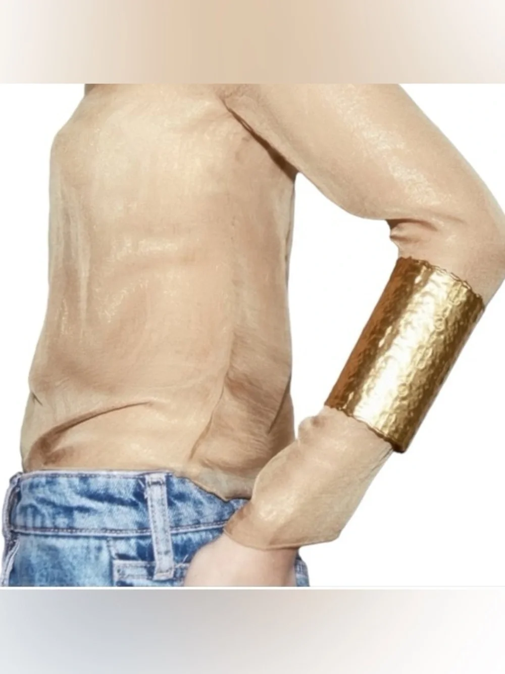 NWOT. Zara Golden Wide Rigid Textured Metal Cuff Bracelet Hammered.